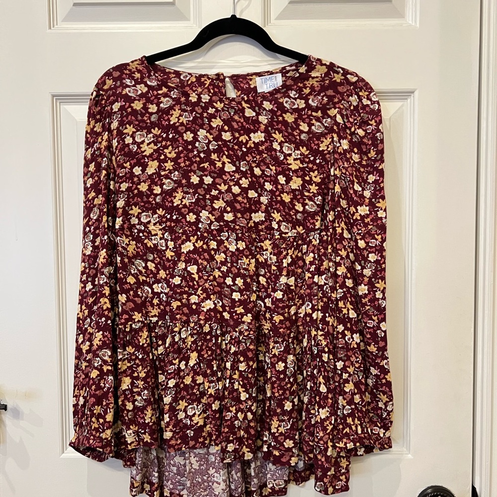 Time and Tru Blouse